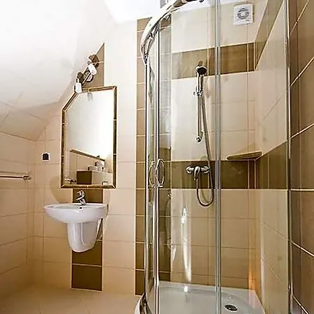 Bed & Breakfast Majerczyk 3*